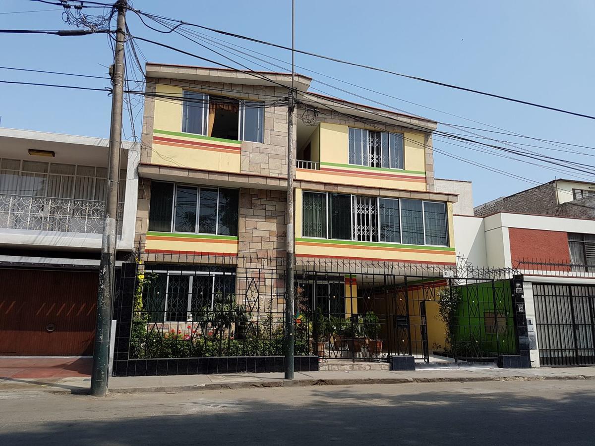 Hospedaje De Lidia Lima Exteriér fotografie